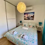 Suzy Apartman